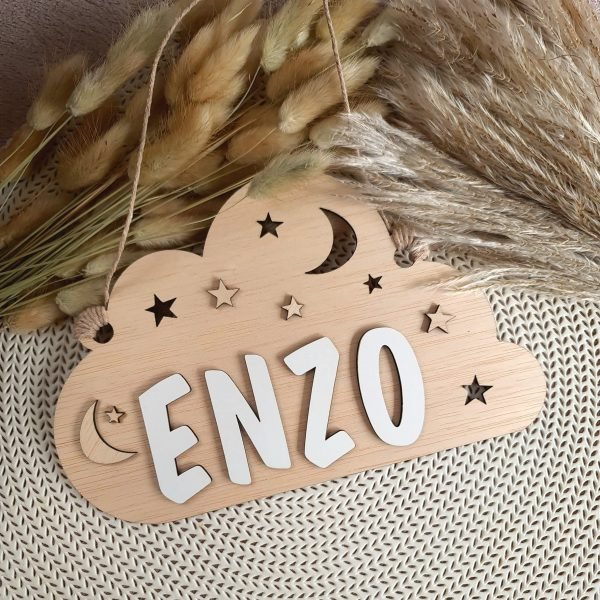 Placa “Nube” personalizada con el nombre