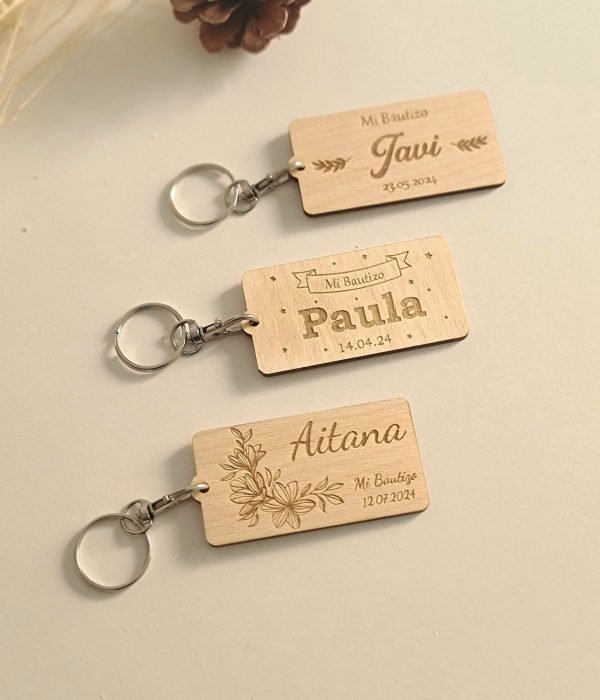 Llavero de madera para Bautizo