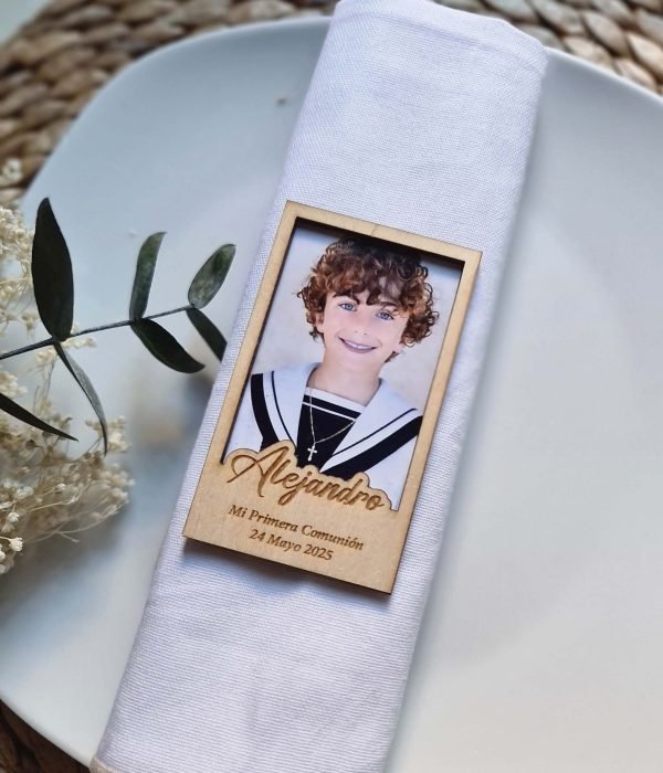 Imán de Madera Recuerdo Comunión “Alejandro”