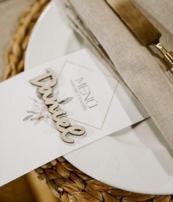 Marcasitios de madera Nombre