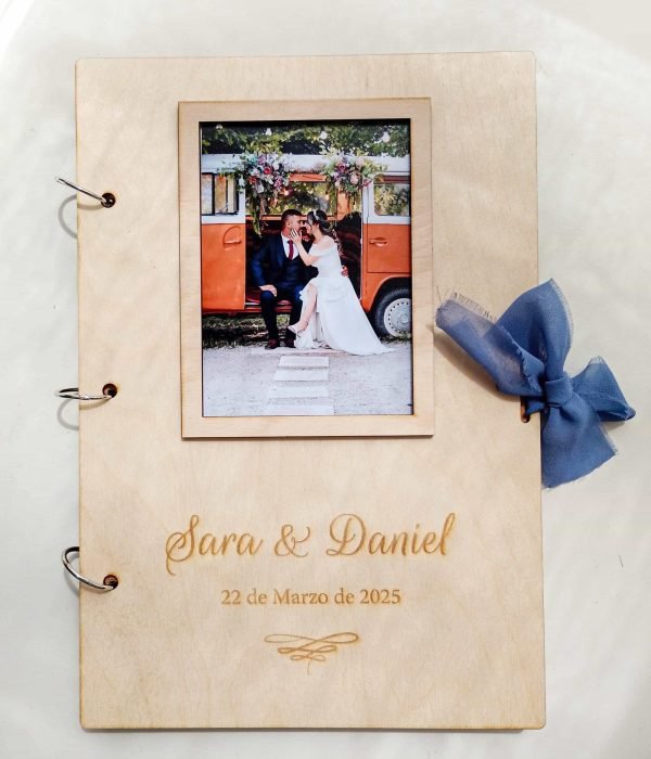 Álbum o Libro de Firmas en Madera con Foto