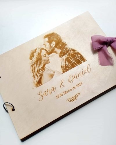 Álbum o Libro de Firmas en Madera Foto Grabada